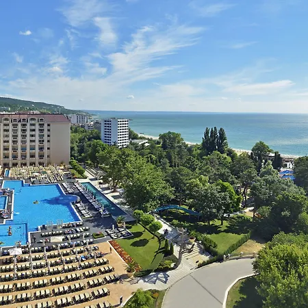 Melia Grand Hermitage ホテル