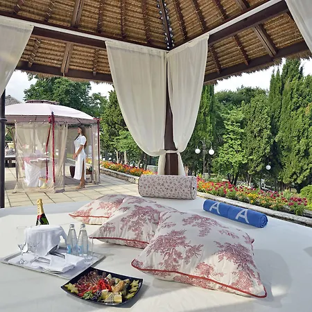 Melia Grand Hermitage ホテル 5*