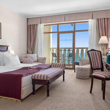 Melia Grand Hermitage ホテル