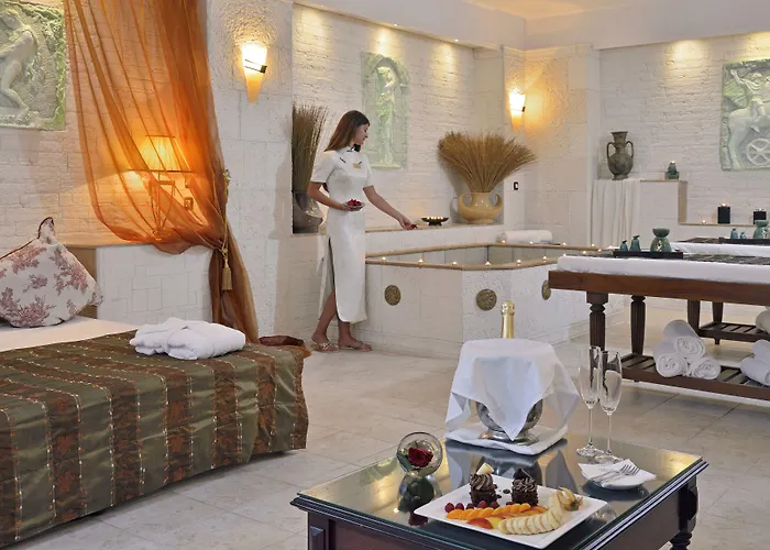 Отель Melia Grand Hermitage 5*